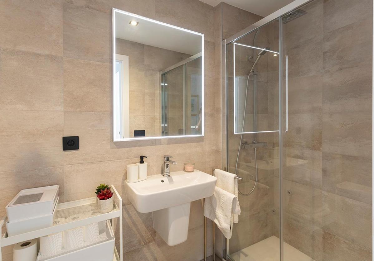 Private & Pool Goyeneta Sevilla Urban Apartment Zewnętrze zdjęcie