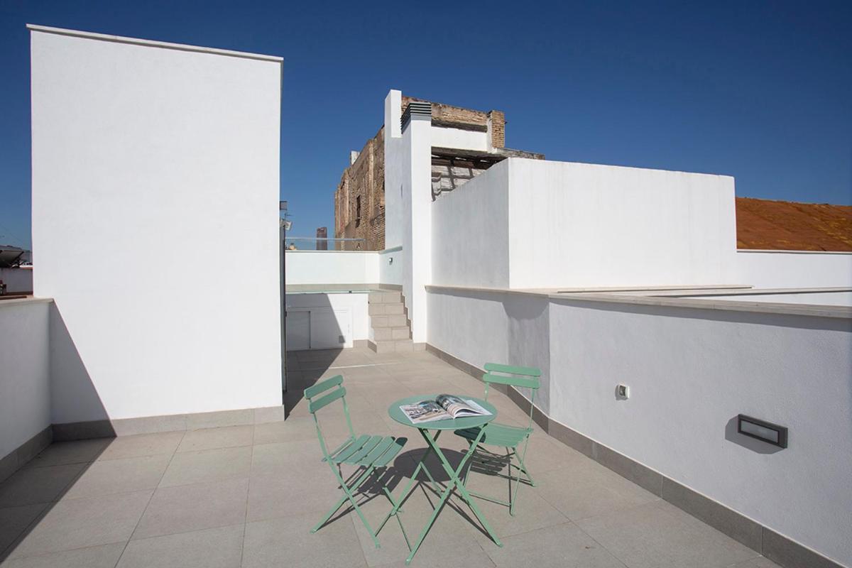Private & Pool Goyeneta Sevilla Urban Apartment Zewnętrze zdjęcie