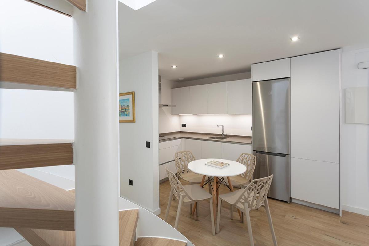 Private & Pool Goyeneta Sevilla Urban Apartment Zewnętrze zdjęcie