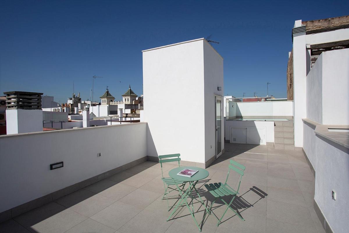 Private & Pool Goyeneta Sevilla Urban Apartment Zewnętrze zdjęcie