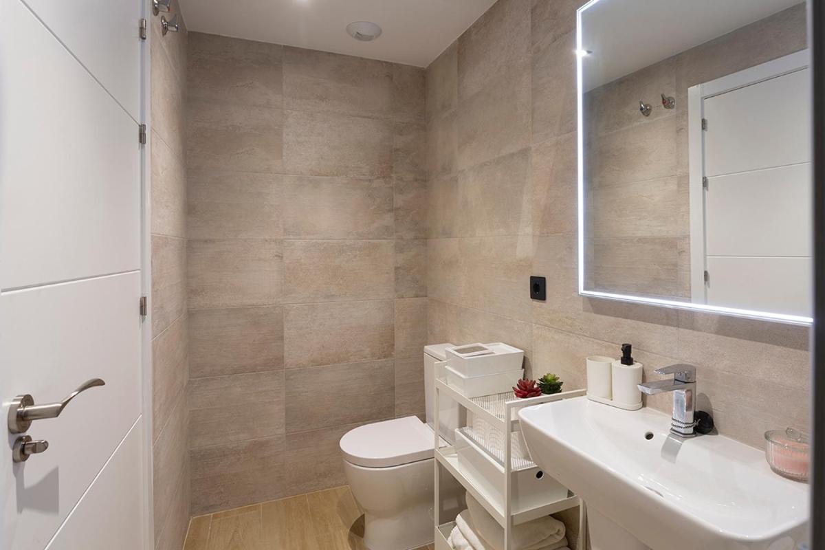 Private & Pool Goyeneta Sevilla Urban Apartment Zewnętrze zdjęcie