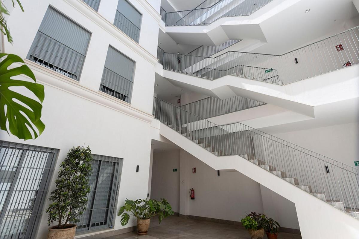 Private & Pool Goyeneta Sevilla Urban Apartment Zewnętrze zdjęcie