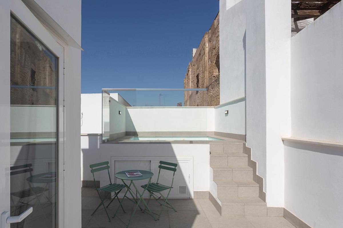 Private & Pool Goyeneta Sevilla Urban Apartment Zewnętrze zdjęcie